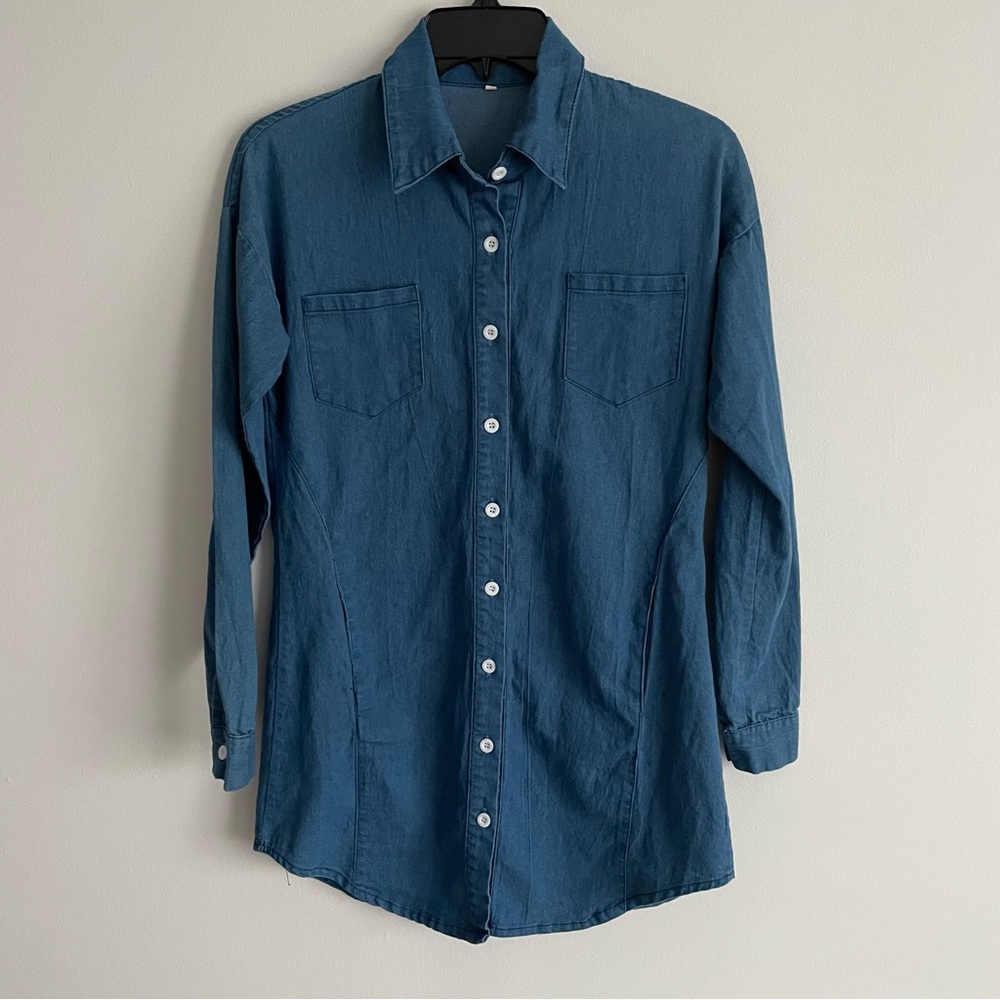 Blue Denim Button Down Long Sleeve Collared Top w/ Pockets